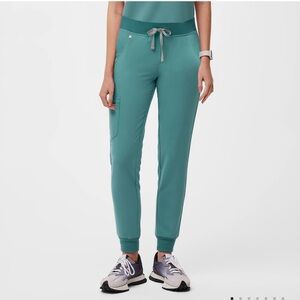 FIGS Zamora Jogger Scrub Pants Hydrogreen